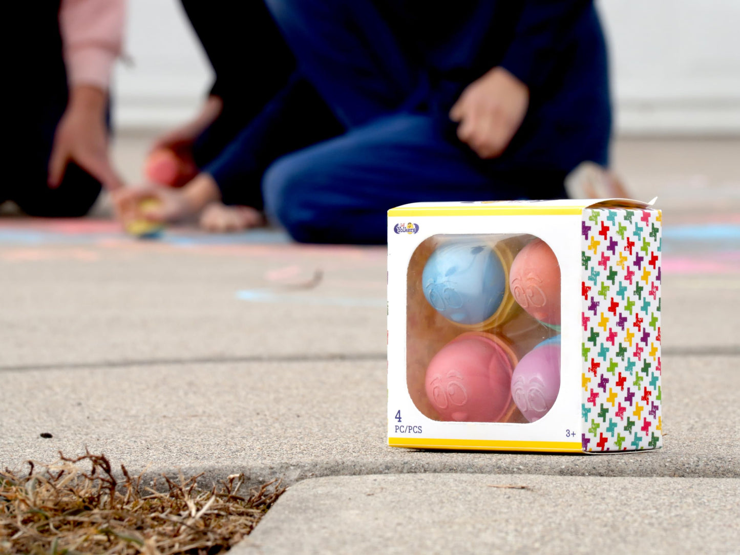 Colored Lil Yolkers Egg Chalk (4 Pieces, Multicolor)